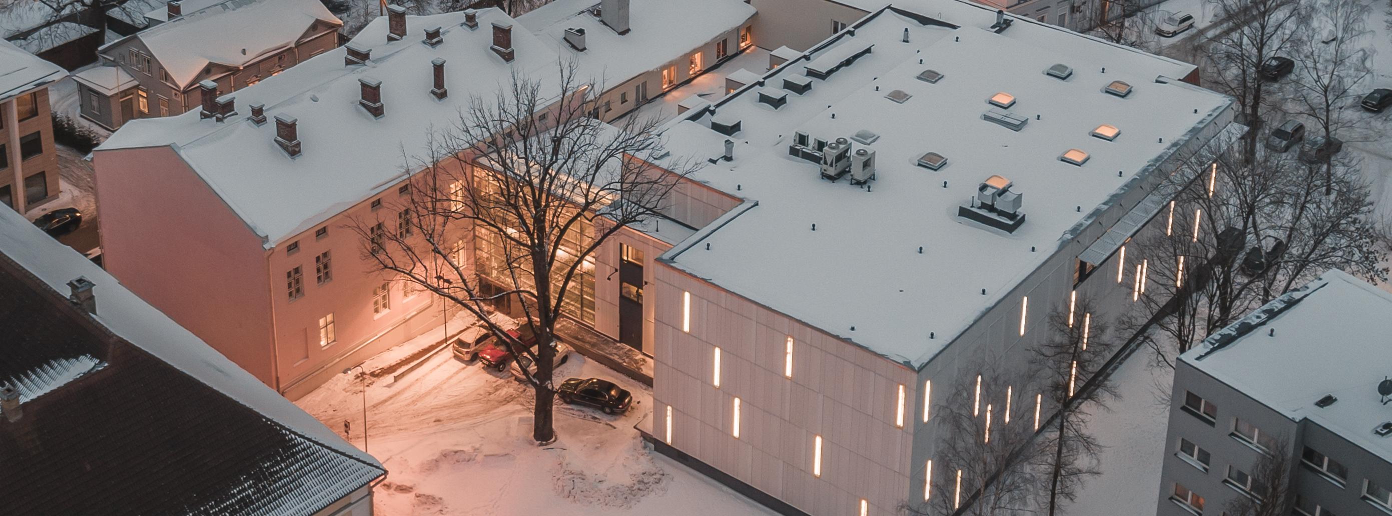 Eesti Kirjandusmuuseumi hoone, droonifoto